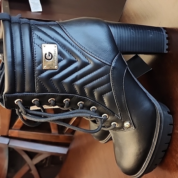 NWT GUESS Boots with lace up platform heel Black sz 8.5 - Picture 3 of 14